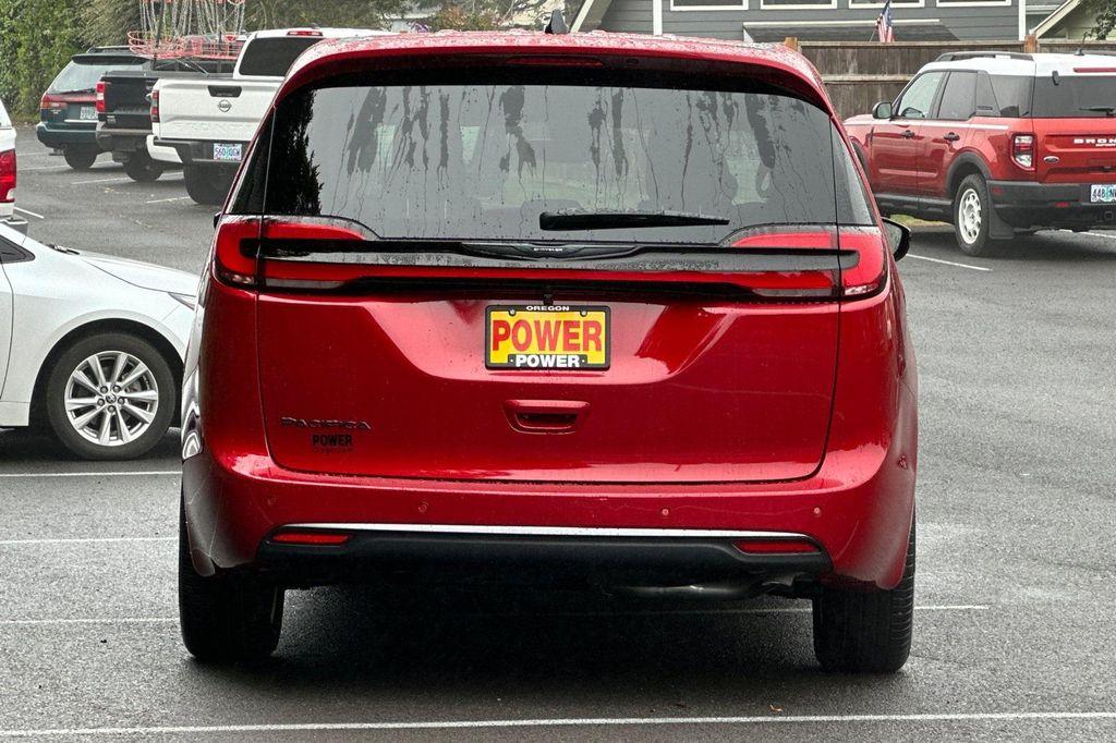 new 2026 Chrysler Pacifica car, priced at $46,880