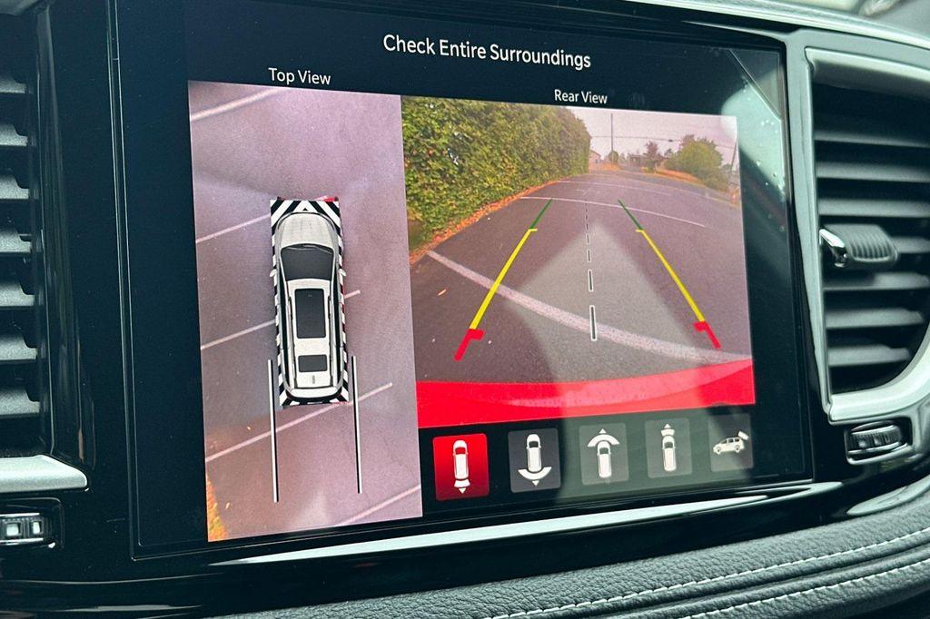 new 2026 Chrysler Pacifica car, priced at $46,880