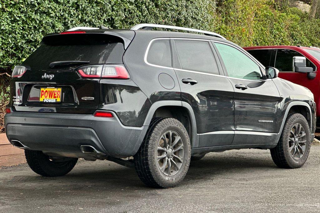 used 2019 Jeep Cherokee car, priced at $12,995