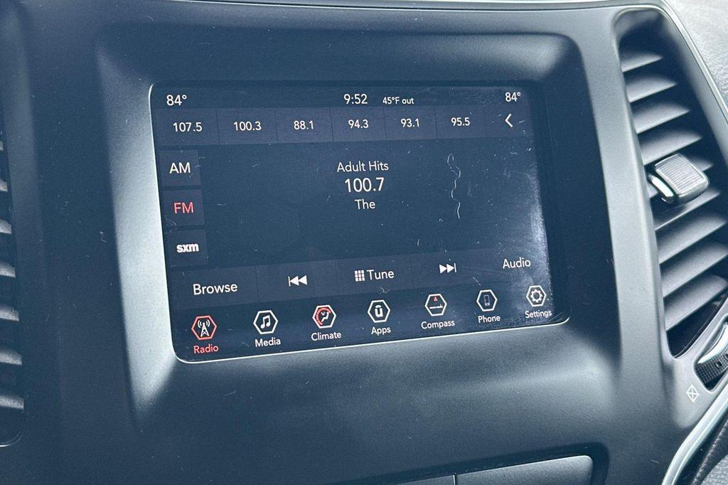 used 2019 Jeep Cherokee car, priced at $12,995