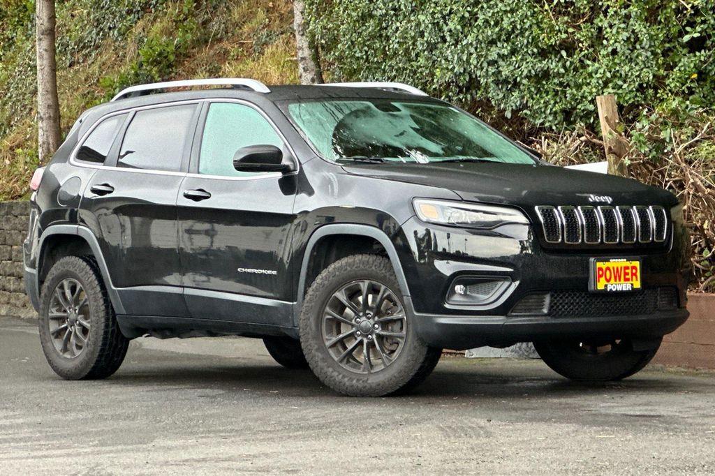 used 2019 Jeep Cherokee car, priced at $12,995