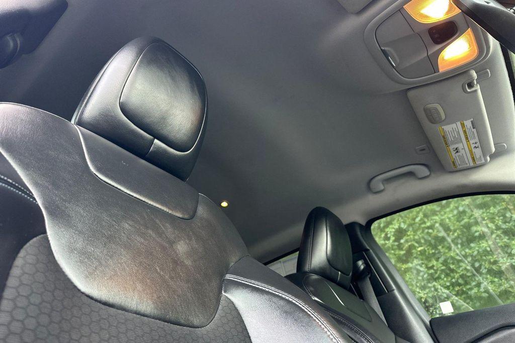 used 2019 Jeep Cherokee car, priced at $12,995