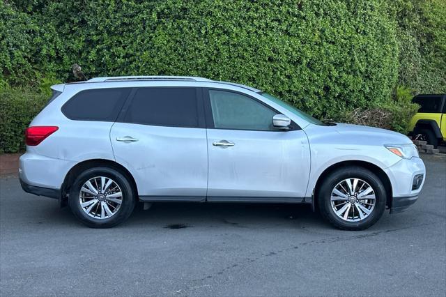 used 2018 Nissan Pathfinder car, priced at $11,995