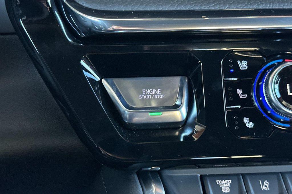 new 2025 GMC Sierra 3500 car, priced at $89,565