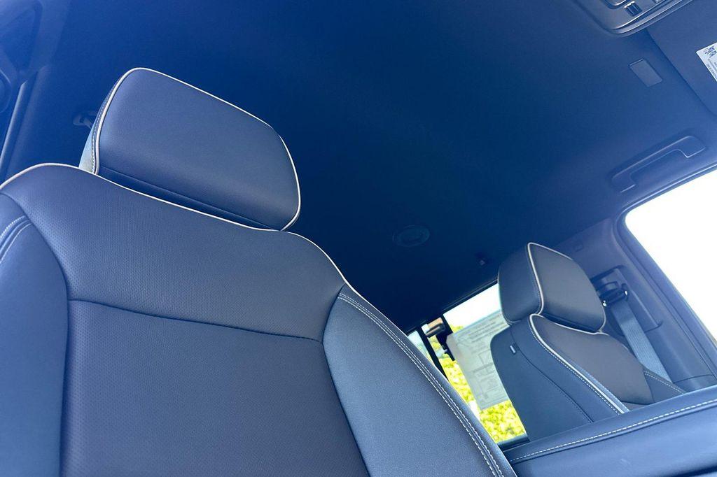 new 2025 GMC Yukon car, priced at $78,680