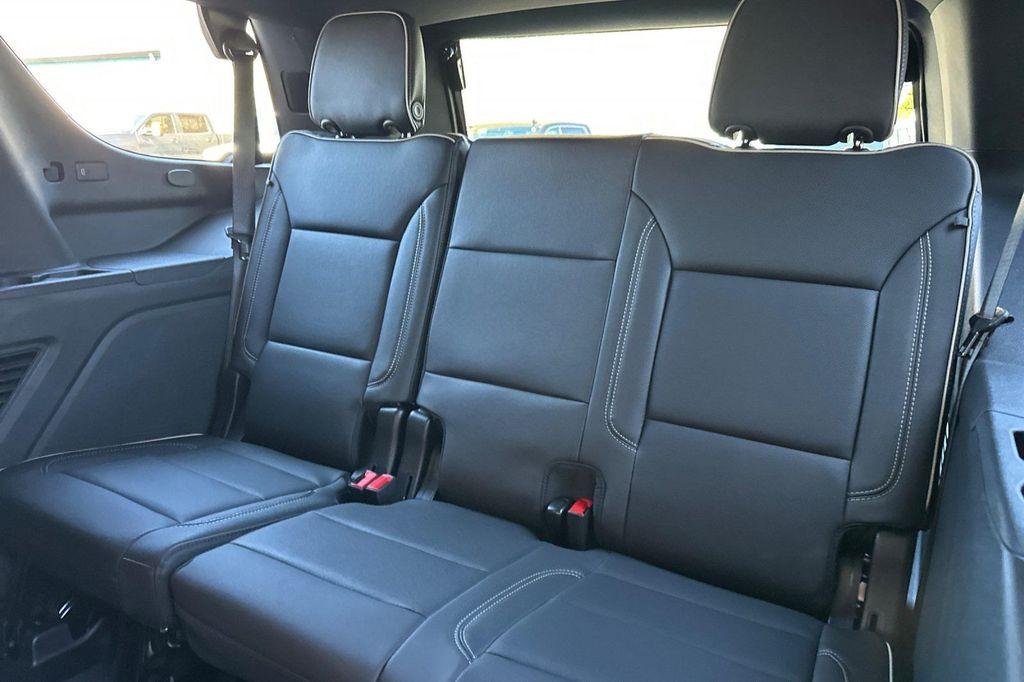 new 2025 GMC Yukon car, priced at $78,680