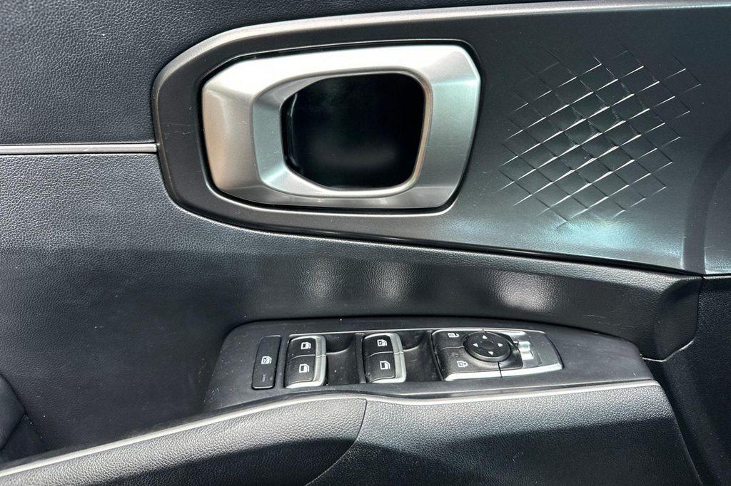 used 2022 Kia Sorento car, priced at $19,995