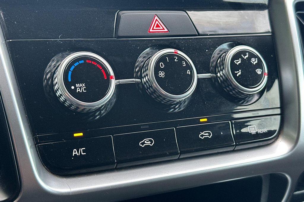 used 2022 Kia Sorento car, priced at $19,995