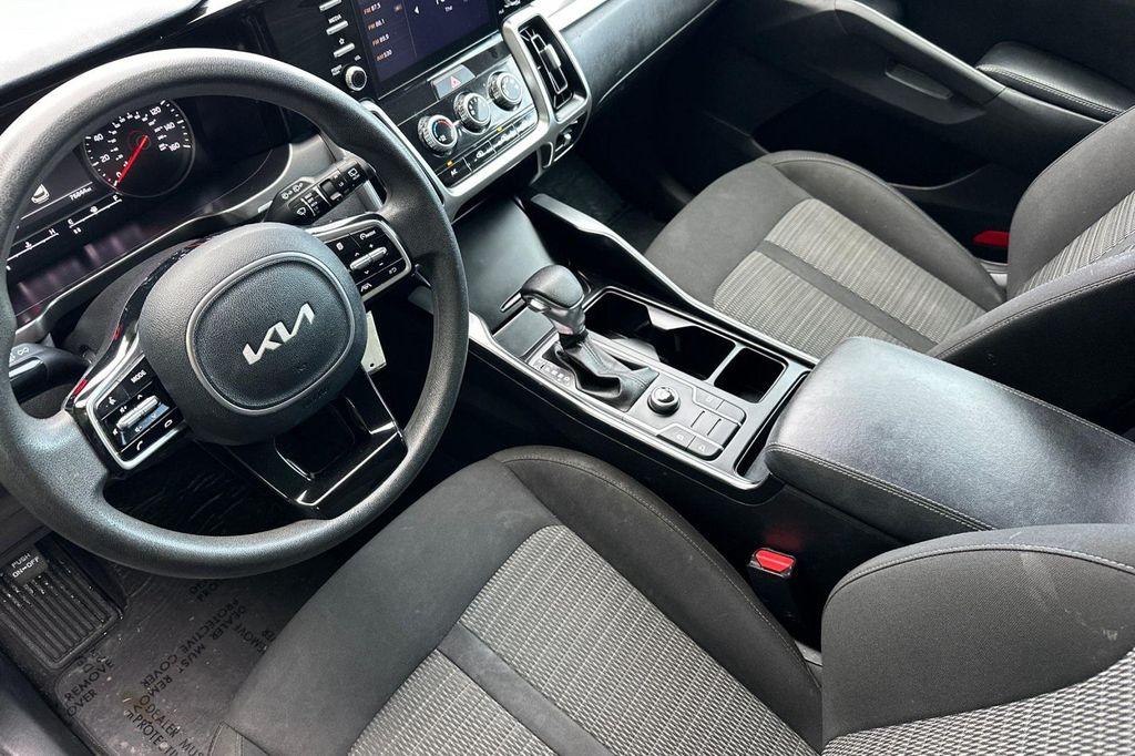 used 2022 Kia Sorento car, priced at $19,995