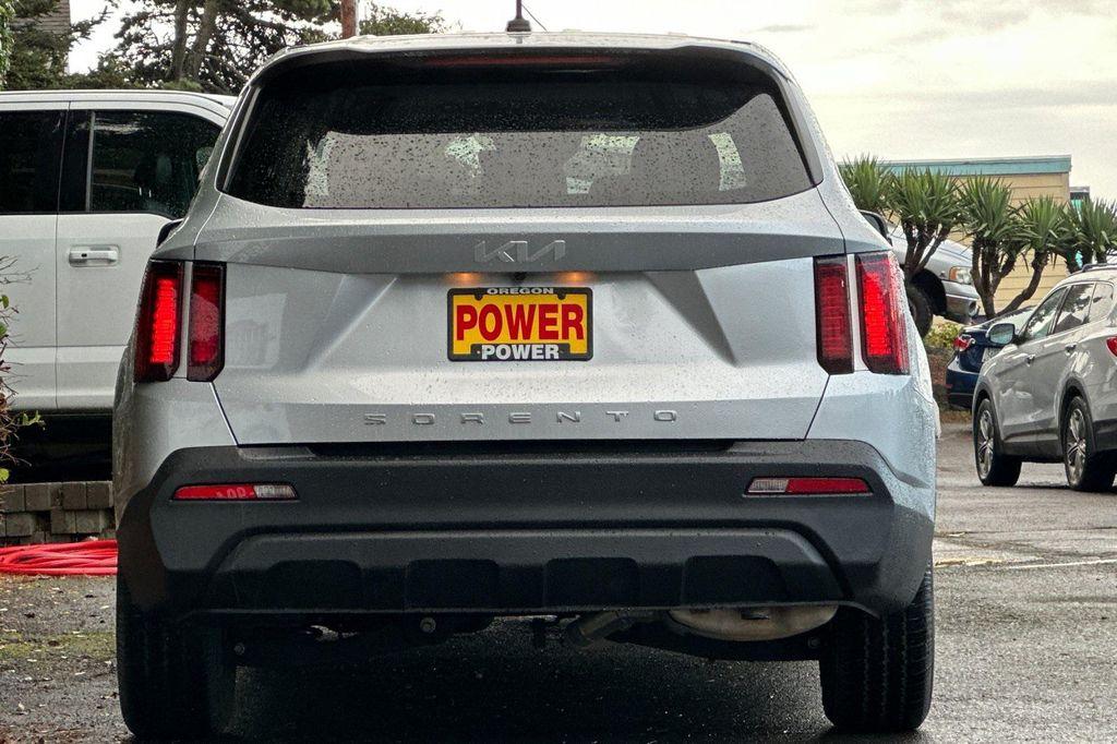 used 2022 Kia Sorento car, priced at $19,995