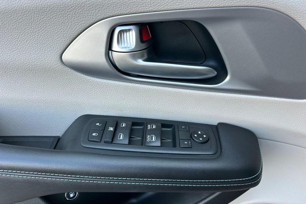 used 2018 Chrysler Pacifica Hybrid car, priced at $17,890