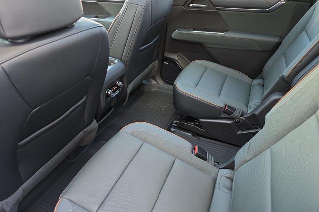 new 2025 GMC Acadia car