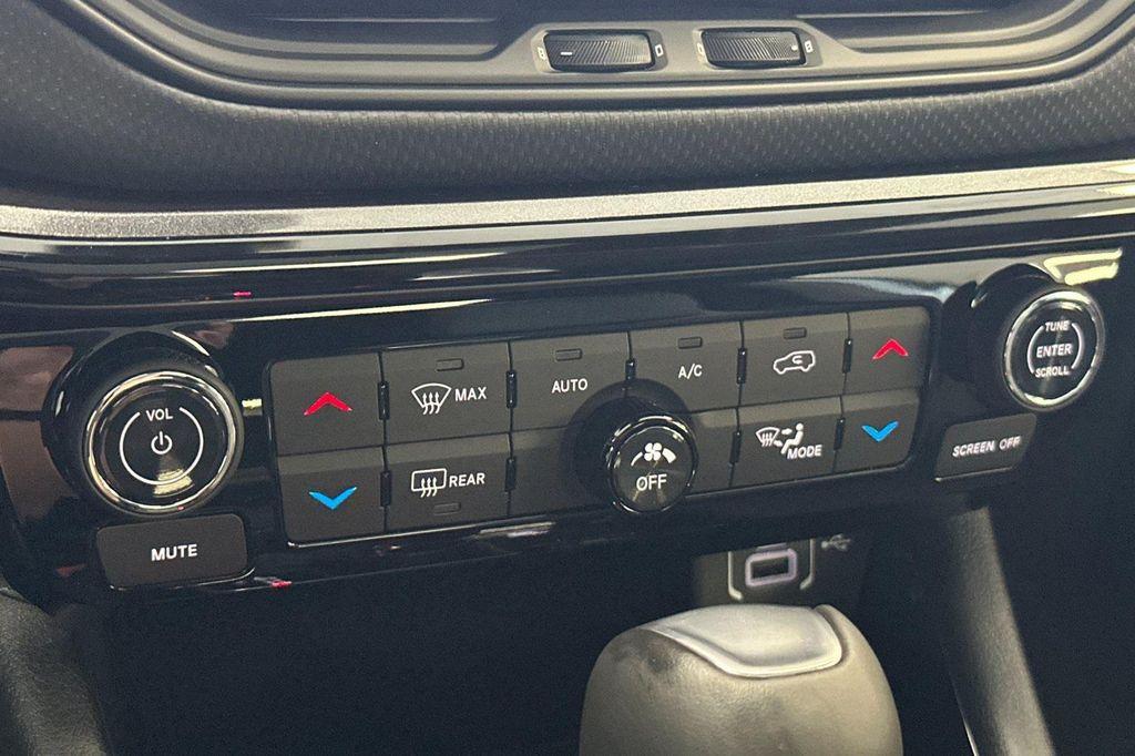 new 2026 Jeep Compass car, priced at $39,800