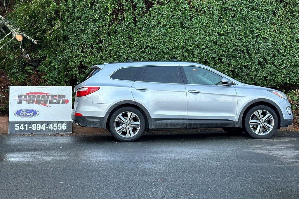 used 2013 Hyundai Santa Fe car, priced at $8,995