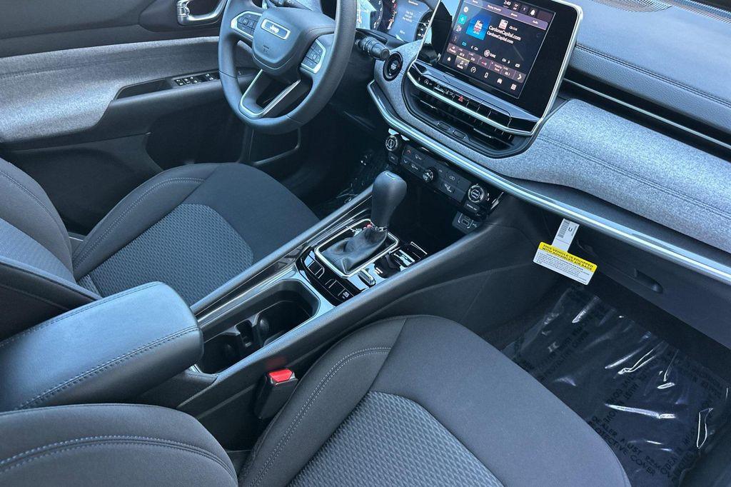 new 2025 Jeep Compass car