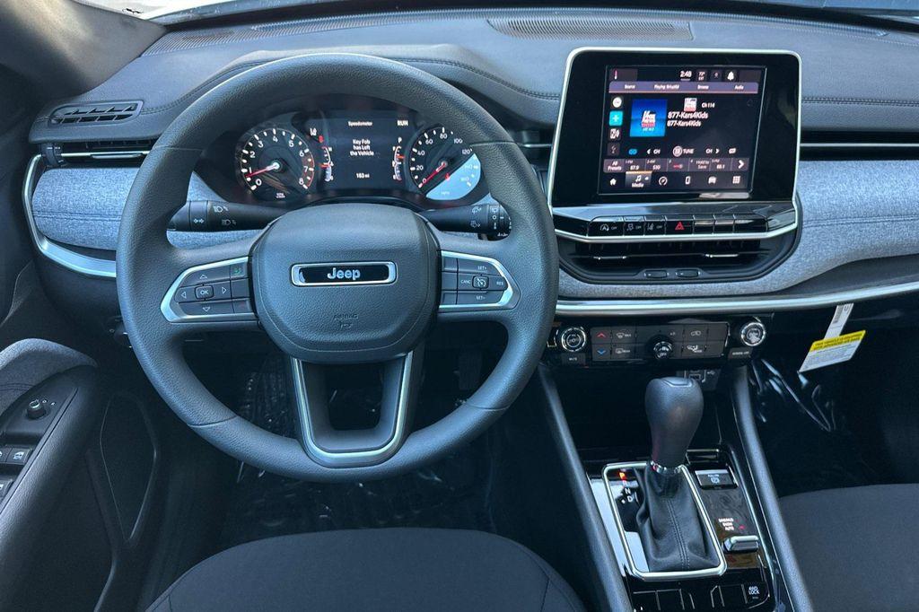 new 2025 Jeep Compass car