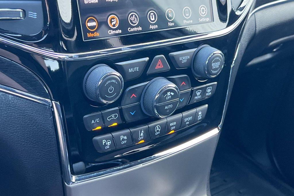 used 2021 Jeep Grand Cherokee car, priced at $27,890