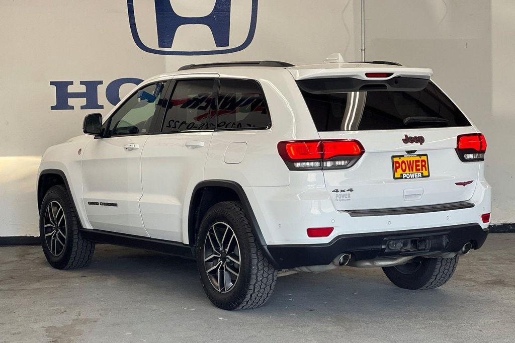 used 2021 Jeep Grand Cherokee car, priced at $27,890