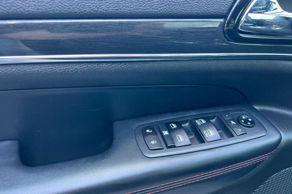 used 2021 Jeep Grand Cherokee car, priced at $27,890