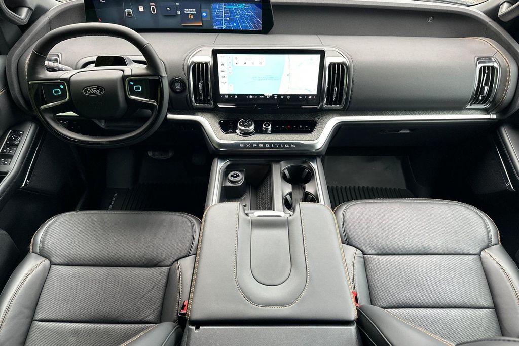 new 2025 Ford Expedition car, priced at $84,785
