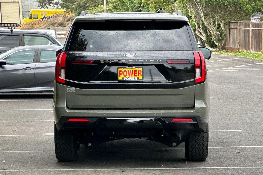 new 2025 Ford Expedition car, priced at $84,785