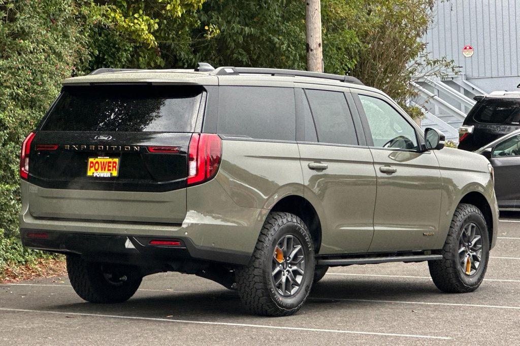 new 2025 Ford Expedition car, priced at $84,785
