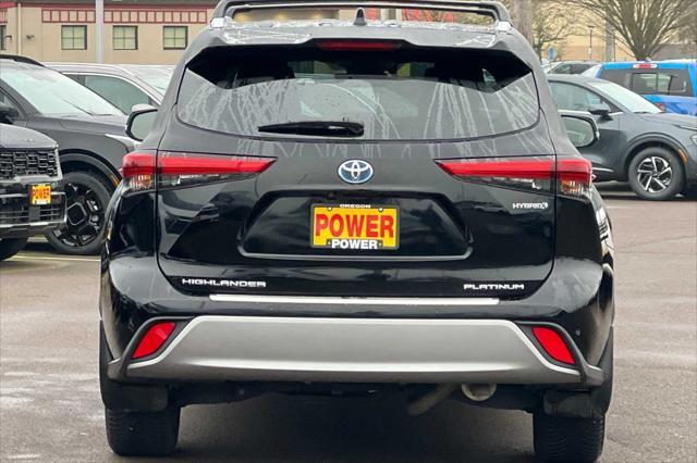 used 2020 Toyota Highlander Hybrid car, priced at $42,990