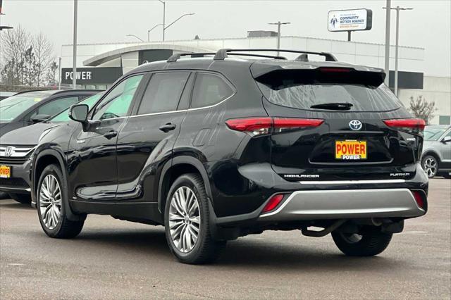 used 2020 Toyota Highlander Hybrid car, priced at $42,990