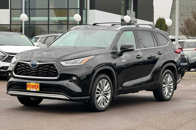 used 2020 Toyota Highlander Hybrid car, priced at $42,990