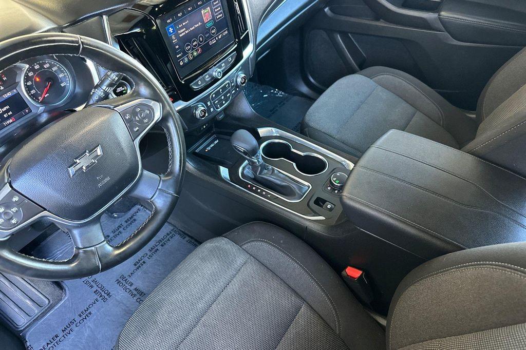used 2023 Chevrolet Traverse car, priced at $28,400