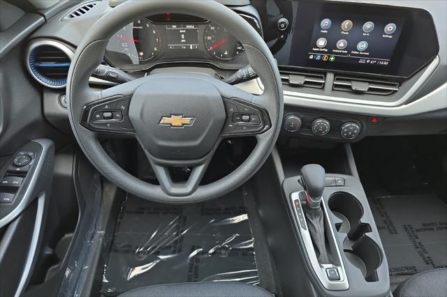 new 2025 Chevrolet Trax car, priced at $21,795
