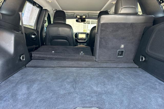 used 2019 Jeep Cherokee car, priced at $15,995