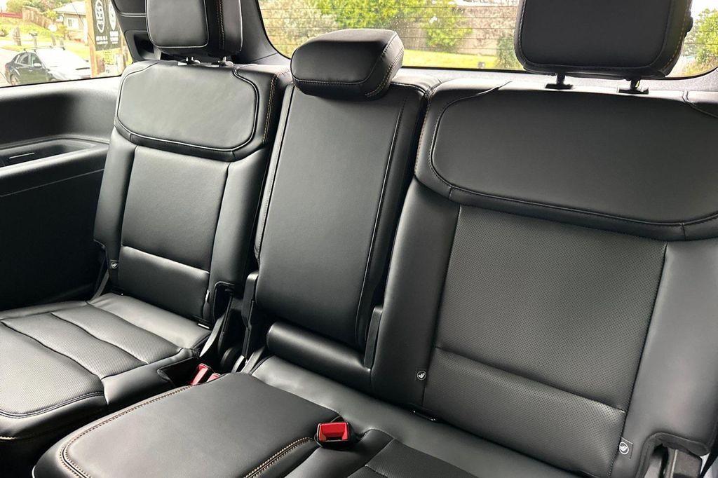 new 2025 Ford Expedition car, priced at $84,785