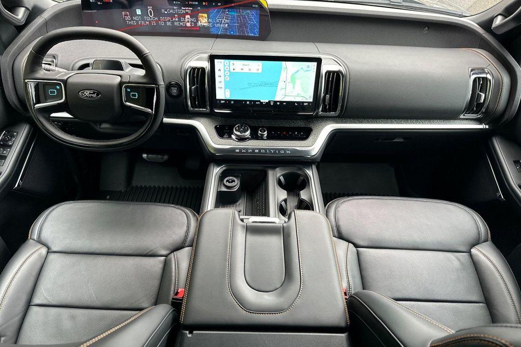 new 2025 Ford Expedition car, priced at $84,785