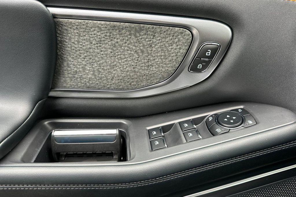 new 2025 Ford Expedition car, priced at $84,785