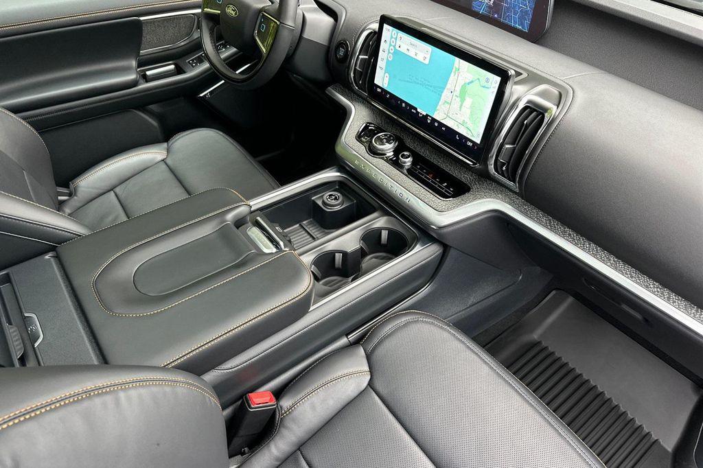new 2025 Ford Expedition car, priced at $84,785