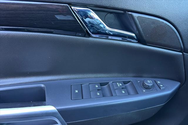 used 2015 Chevrolet Captiva Sport car, priced at $13,121