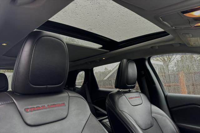 used 2021 Jeep Cherokee car