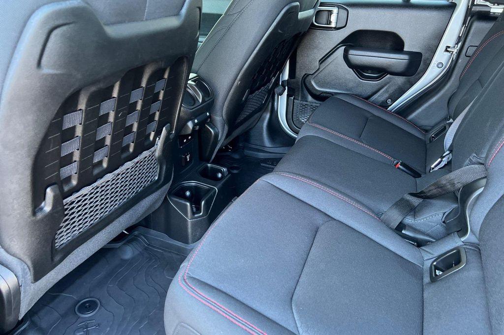 used 2022 Jeep Gladiator car