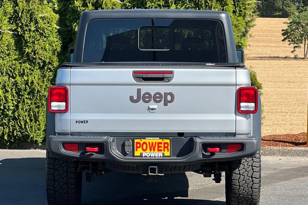 used 2022 Jeep Gladiator car