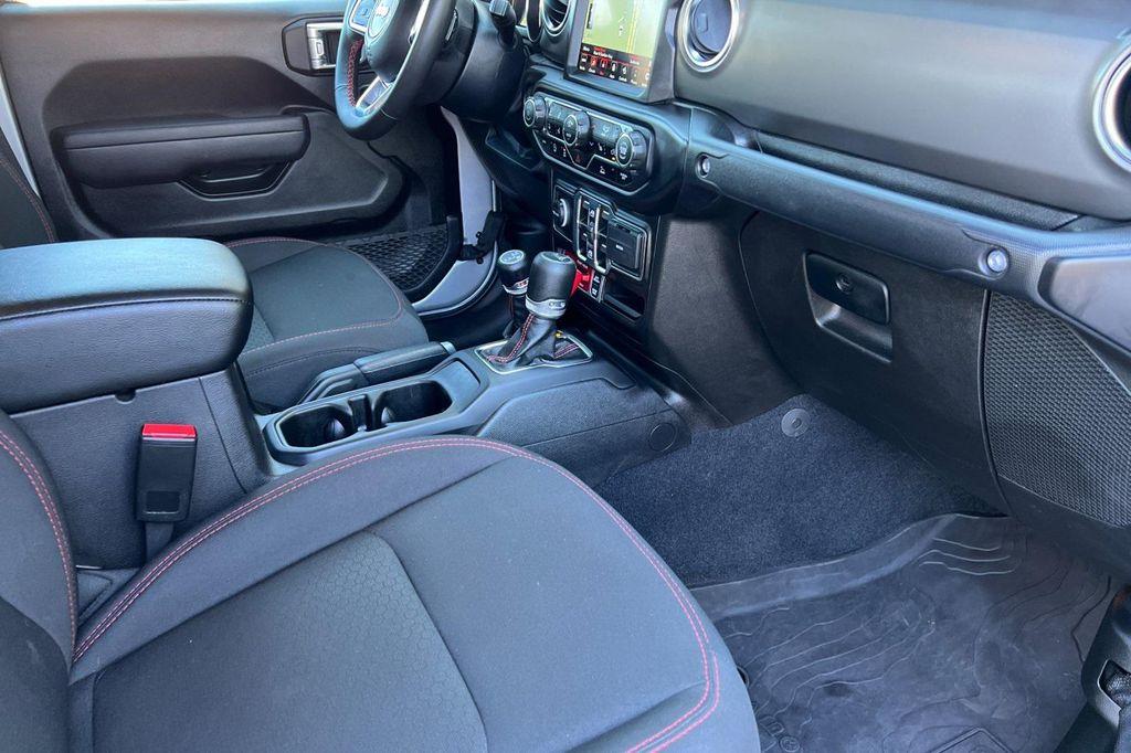 used 2022 Jeep Gladiator car