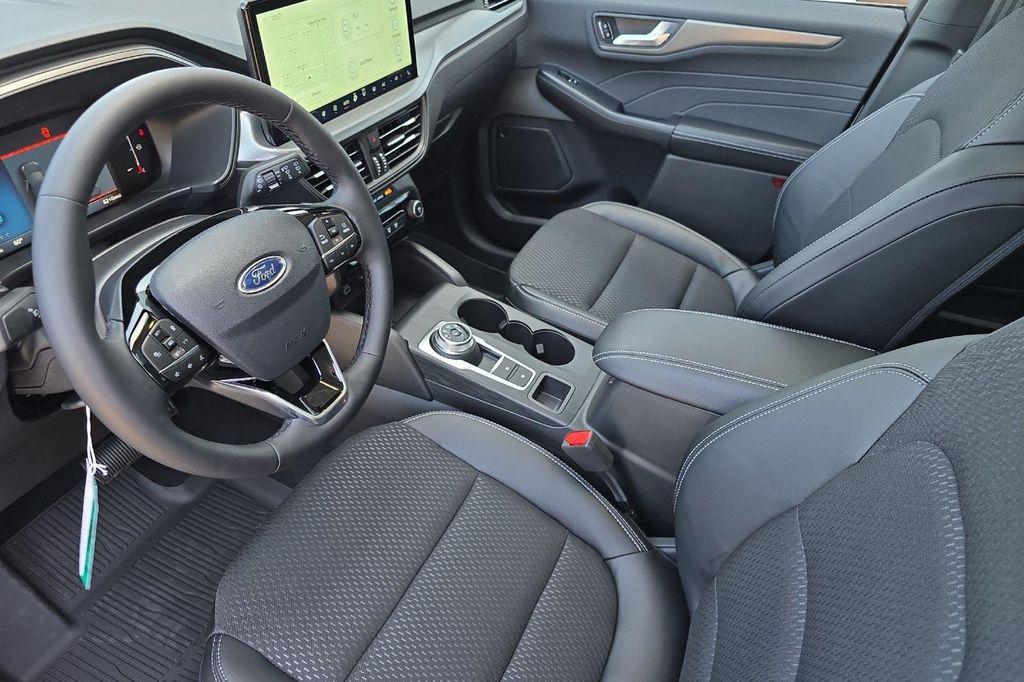 new 2025 Ford Escape PHEV car, priced at $37,995