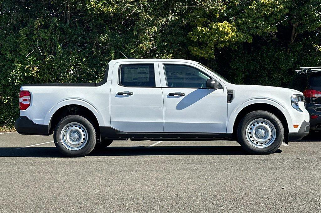 new 2025 Ford Maverick car, priced at $32,295