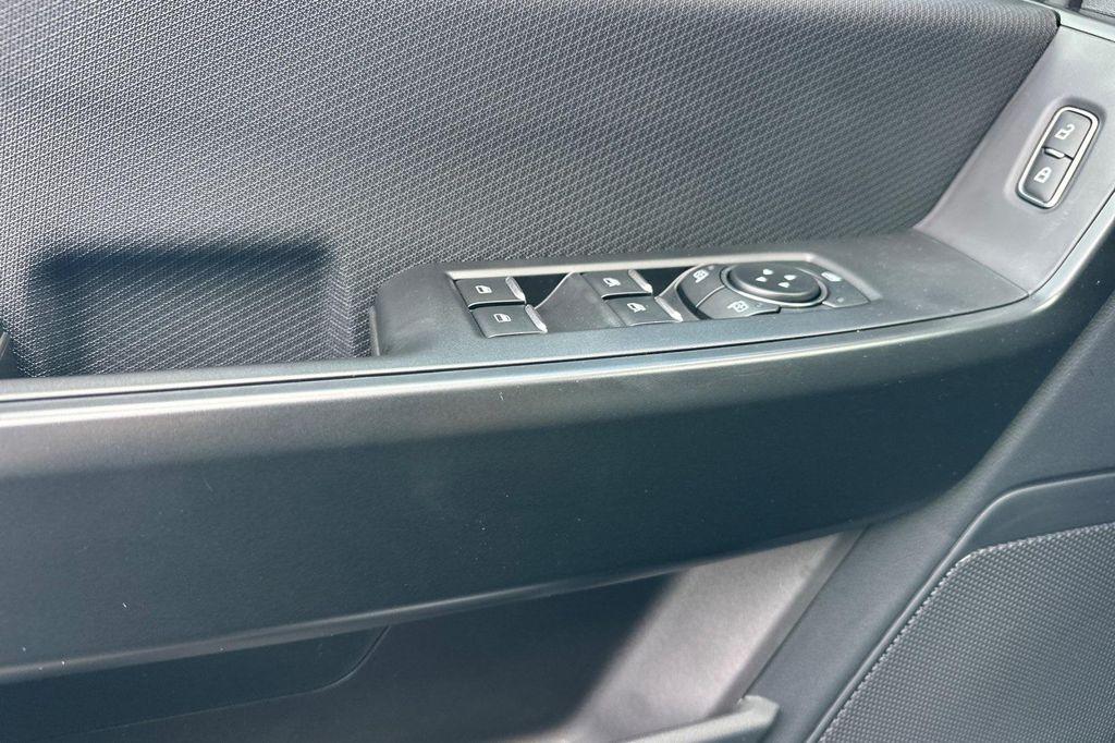 new 2025 Ford F-150 car, priced at $51,960