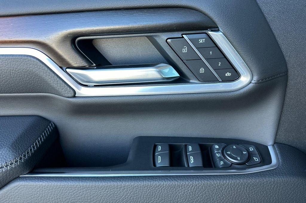 new 2026 GMC Sierra 3500 car, priced at $81,075