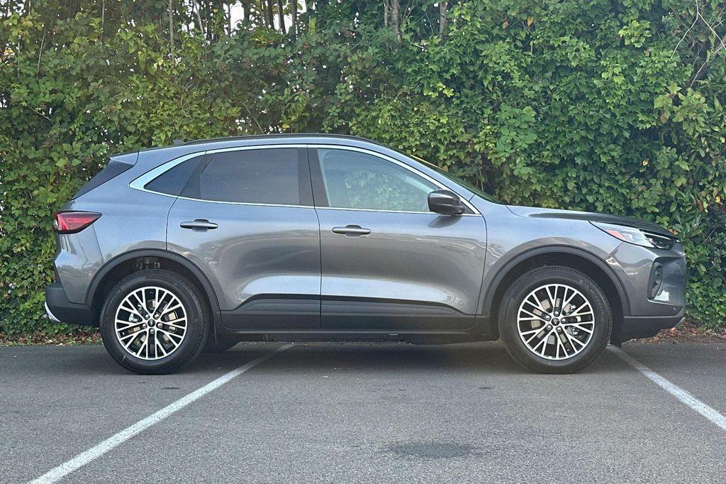 new 2025 Ford Escape PHEV car, priced at $42,380
