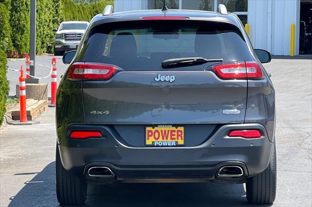 used 2016 Jeep Cherokee car