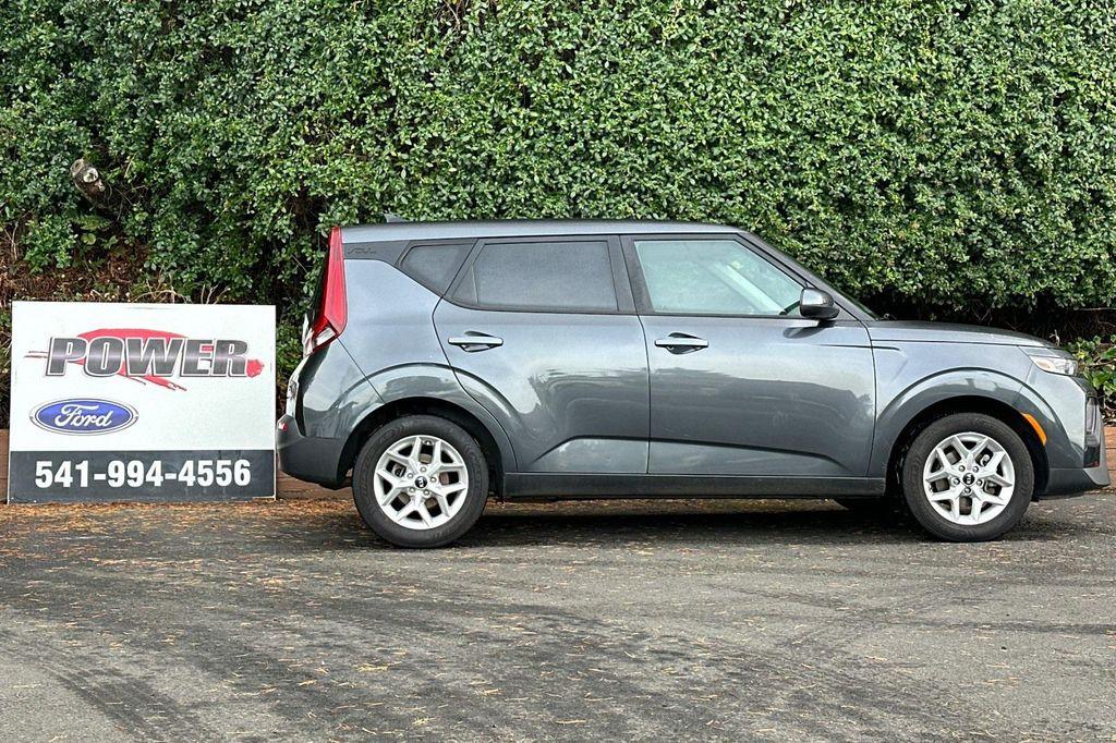 used 2021 Kia Soul car, priced at $13,995
