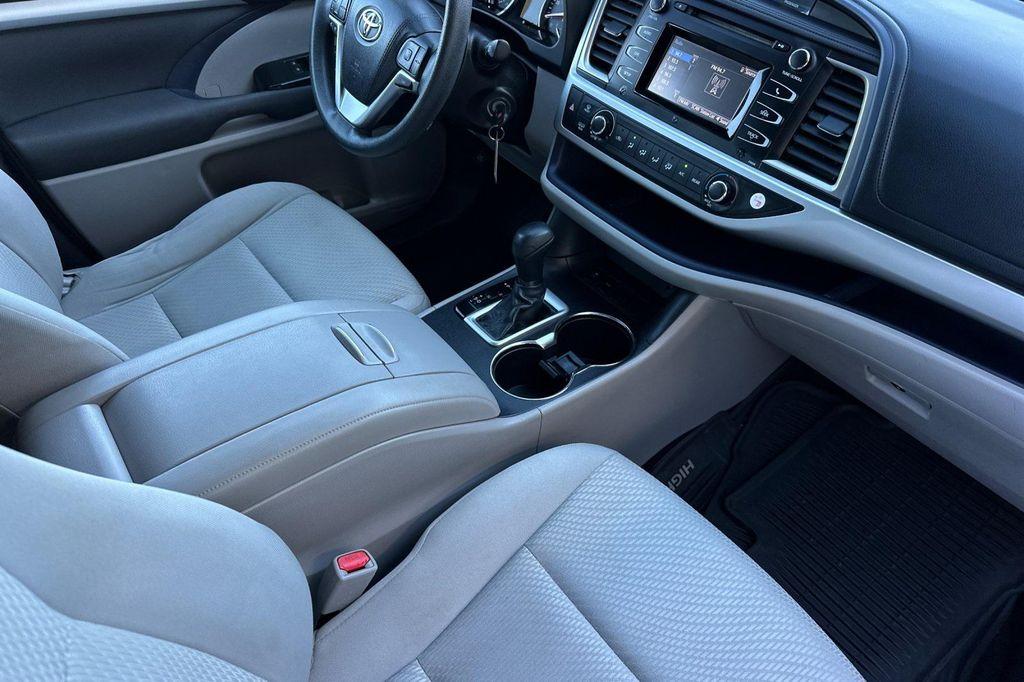 used 2015 Toyota Highlander car, priced at $19,000