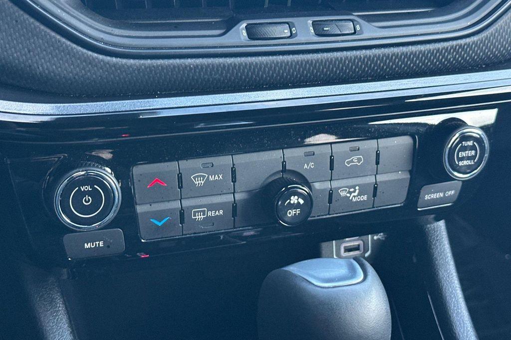 used 2024 Jeep Compass car, priced at $25,995